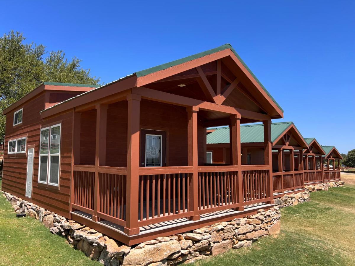 The Hideout Golf Club & Resort Lake Brownwood Экстерьер фото
